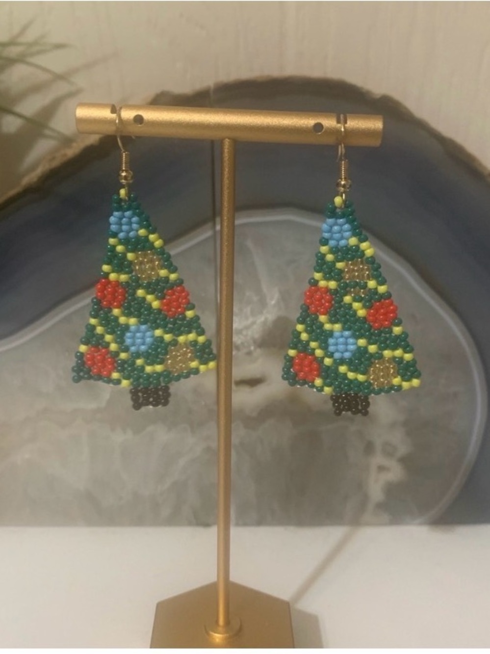 Festive Beaded Christmas Tree Earrings in Green and Red